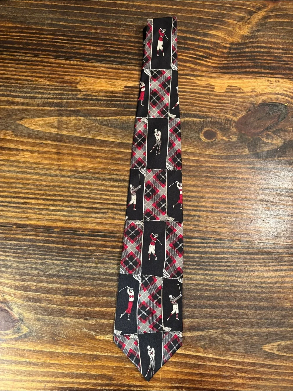 Enrico Uomo Vintage Motif Golf 100% Silk Made in USA Argyle Plaid Tie Black Red
